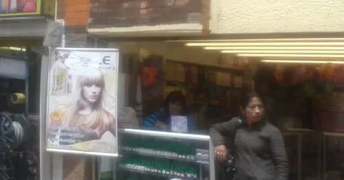 DISTRIBUIDORA DE COSMETICOS CALLE 79 112F CON 14 DISTRIBUIDORA DE COSMETICOS CALLE 79 112F CON 14